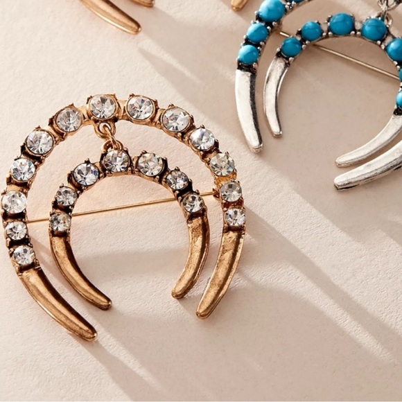 Free People Horsing Around Brooch in Gold Rhinestone Yellowstone Western Horse - Picture 4 of 14